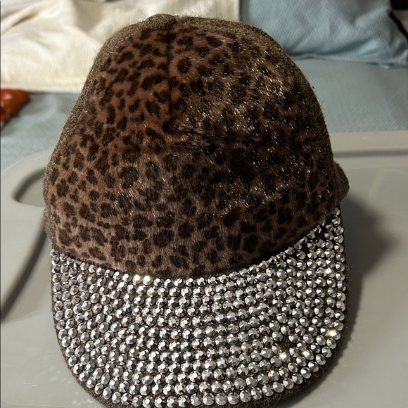 Chic Leopard Print Rhinestone Hat - Picture 1 of 4
